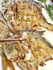 野生藍帶正白鯧200-300g